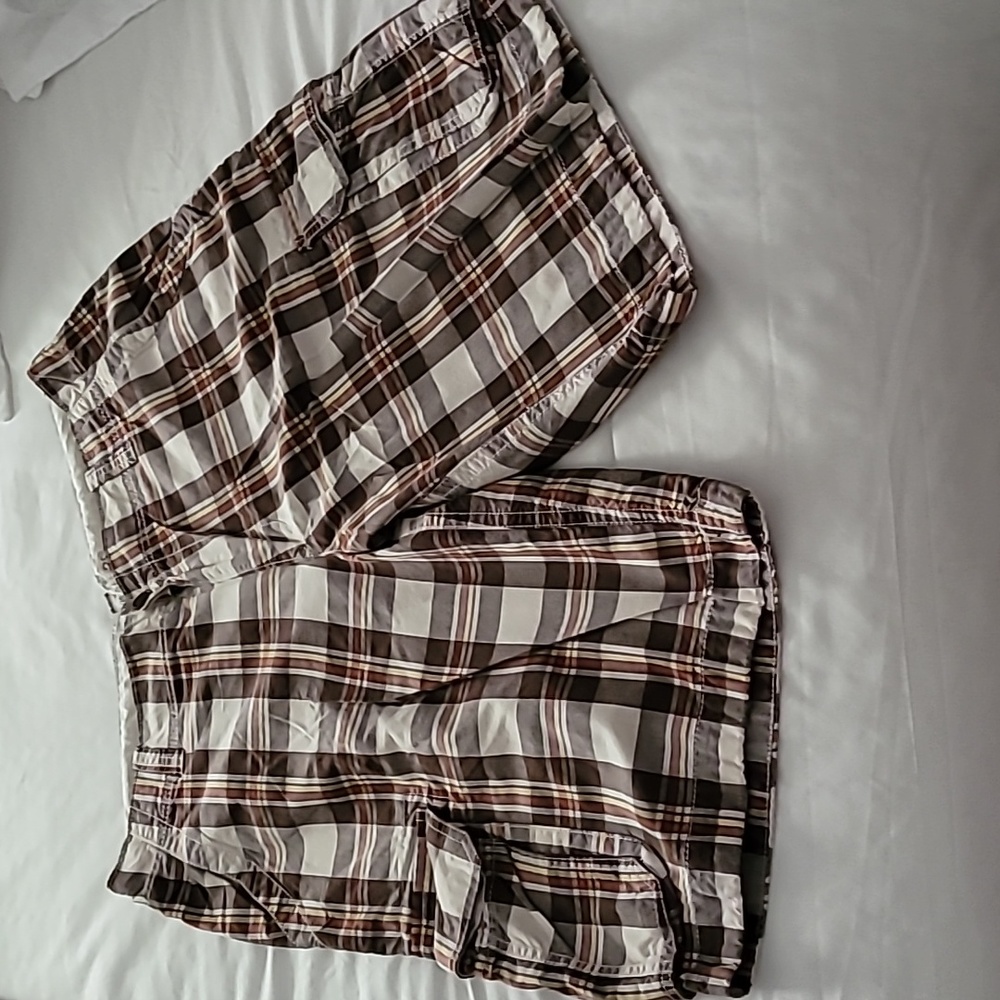 Aeropostale men's cargo shorts